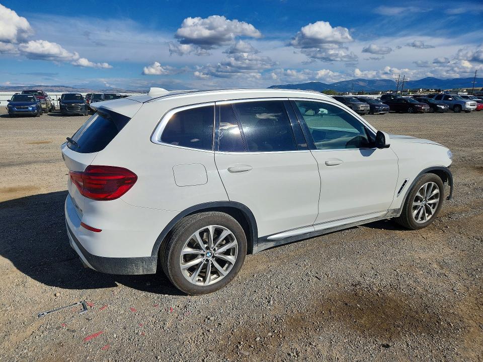 68004606 :رقم المزاد ، 5UXTR9C54KLE15839 vin ، 2019 Bmw X3 مزاد بيع