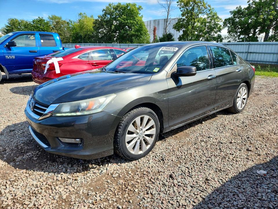 2014 Honda Accord მანქანა იყიდება აუქციონზე, vin: 1HGCR3F87EA026292, აუქციონის ნომერი: 67908326