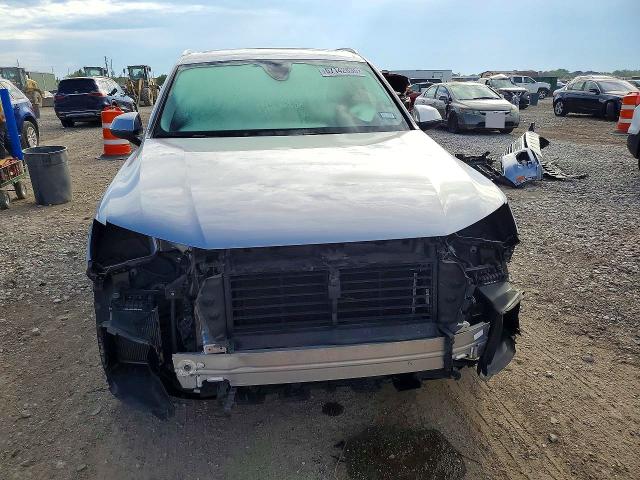 Продаж на аукціоні авто 2019 Audi Q7, vin: WA1VAAF78KD048946, номер лоту: 67142836