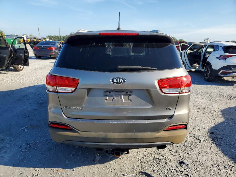 69147626 :رقم المزاد ، 5XYPGDA50GG180404 vin ، 2016 Kia Sorento مزاد بيع