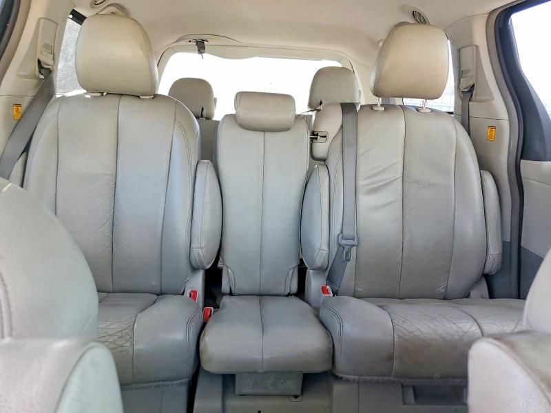 2013 Toyota Sienna მანქანა იყიდება აუქციონზე, vin: 5TDKK3DC8DS288989, აუქციონის ნომერი: 69676746