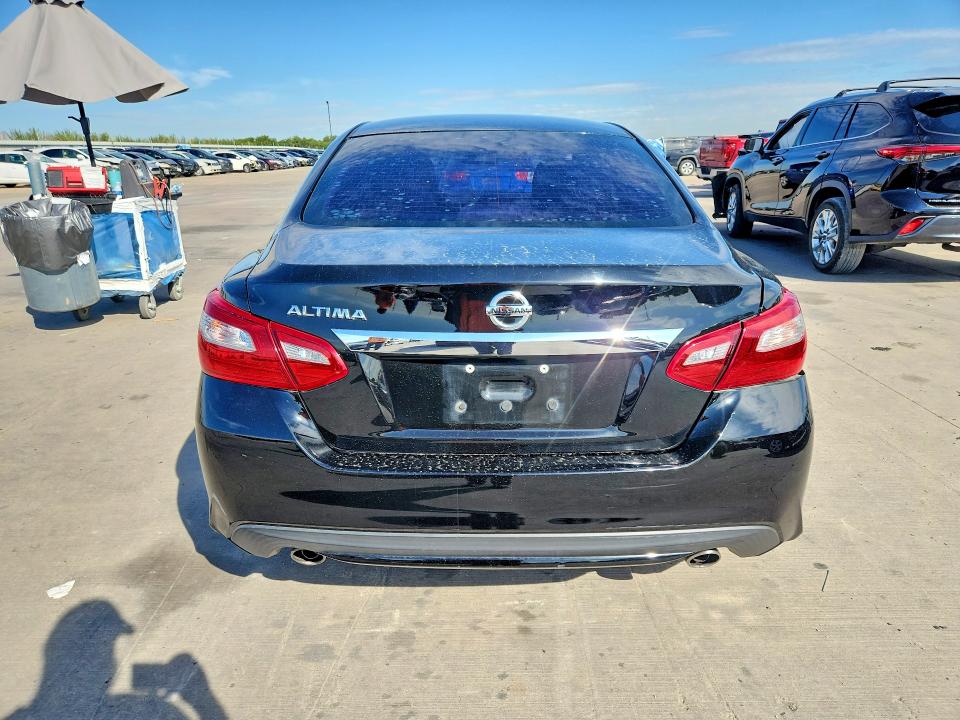 Продаж на аукціоні авто 2018 Nissan Altima, vin: 1N4AL3AP9JC293153, номер лоту: 69582086
