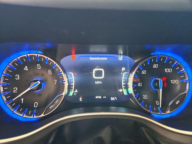 68493296 :رقم المزاد ، 2C4RC1BG4VR571857 vin ، 2027 Chrysler Pacifica مزاد بيع