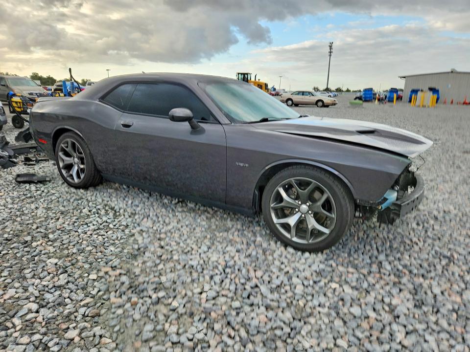 69353276 :رقم المزاد ، 2C3CDZBT5FH910779 vin ، 2015 Dodge Challenger مزاد بيع
