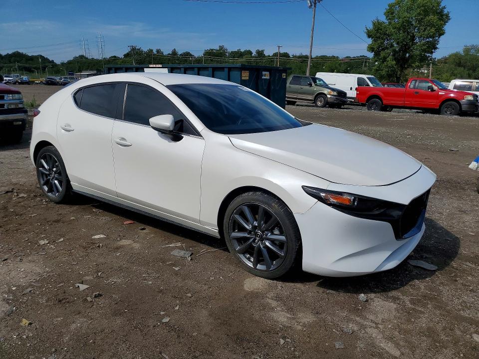 2022 Mazda 3 მანქანა იყიდება აუქციონზე, vin: JM1BPAKL3N1512256, აუქციონის ნომერი: 67651296