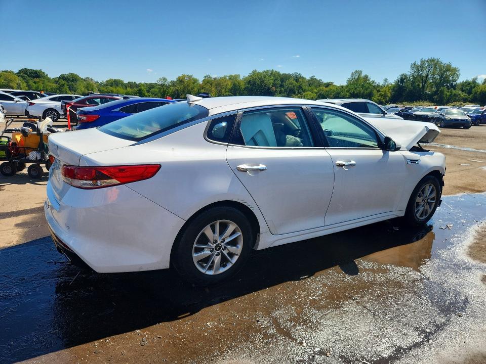 2016 Kia Optima მანქანა იყიდება აუქციონზე, vin: 5XXGT4L3XGG063943, აუქციონის ნომერი: 67339006