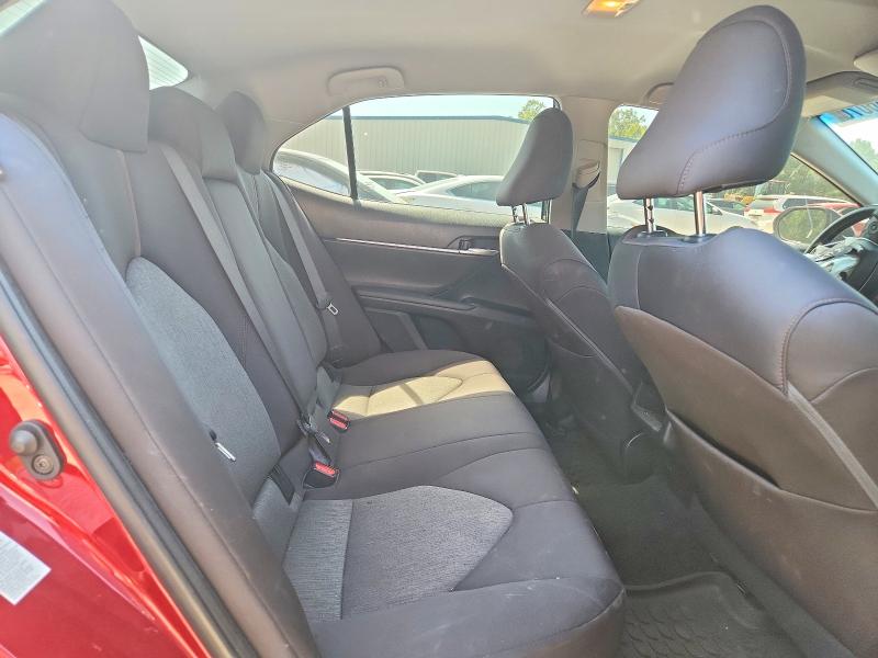 Auction sale of the 2018 Toyota Camry, vin: 4T1B11HK8JU667180, lot number: 67696076