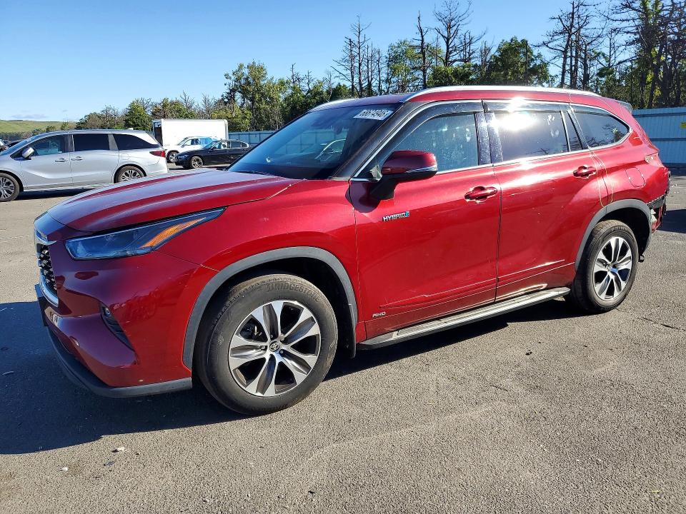 Продаж на аукціоні авто 2021 Toyota Highlander, vin: 5TDGBRCH3MS024326, номер лоту: 68674946