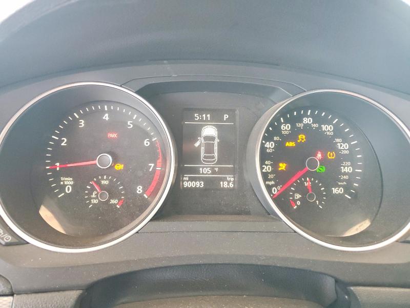 69022226 :رقم المزاد ، 3VWDB7AJ8HM385101 vin ، 2017 Volkswagen Jetta مزاد بيع