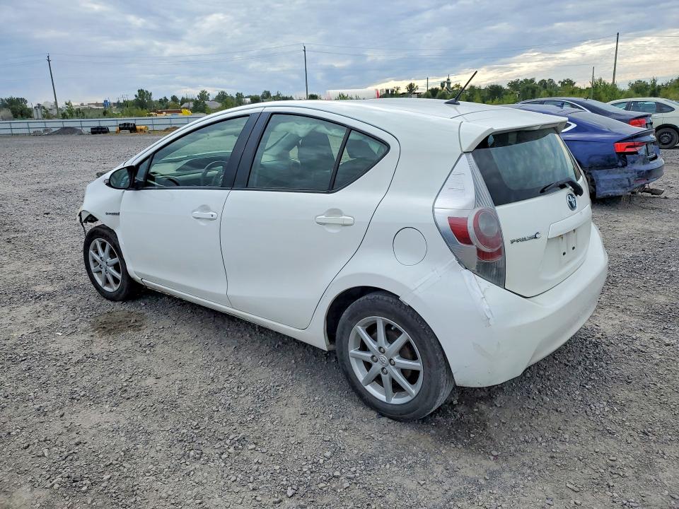 2013 Toyota Prius C მანქანა იყიდება აუქციონზე, vin: JTDKDTB38D1038064, აუქციონის ნომერი: 68203696