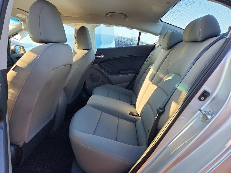 70696986 :رقم المزاد ، KNAFK4A69F5283327 vin ، 2015 Kia Forte مزاد بيع
