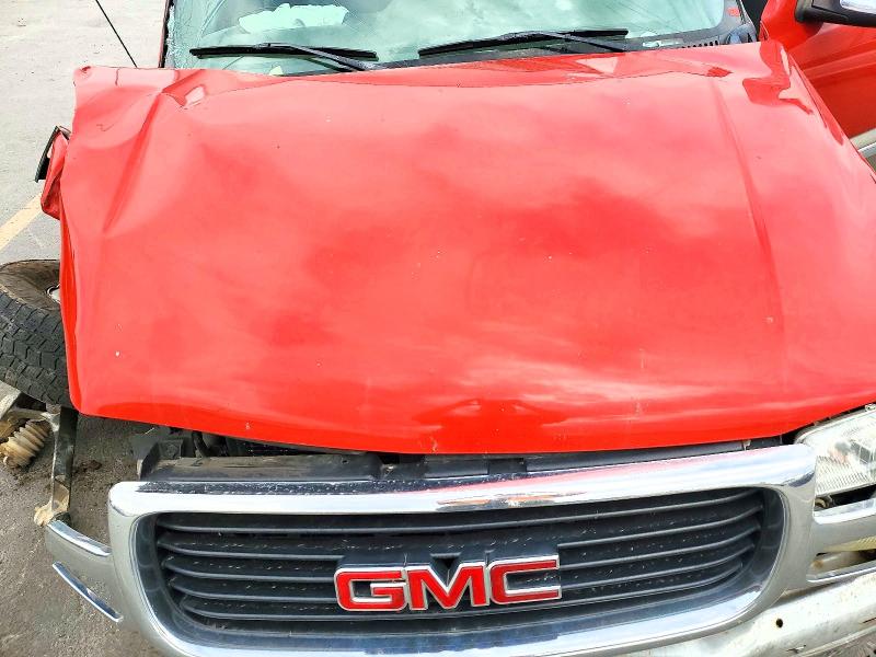 2002 Gmc New Sierra მანქანა იყიდება აუქციონზე, vin: 2GTEK19TX21127347, აუქციონის ნომერი: 70367146