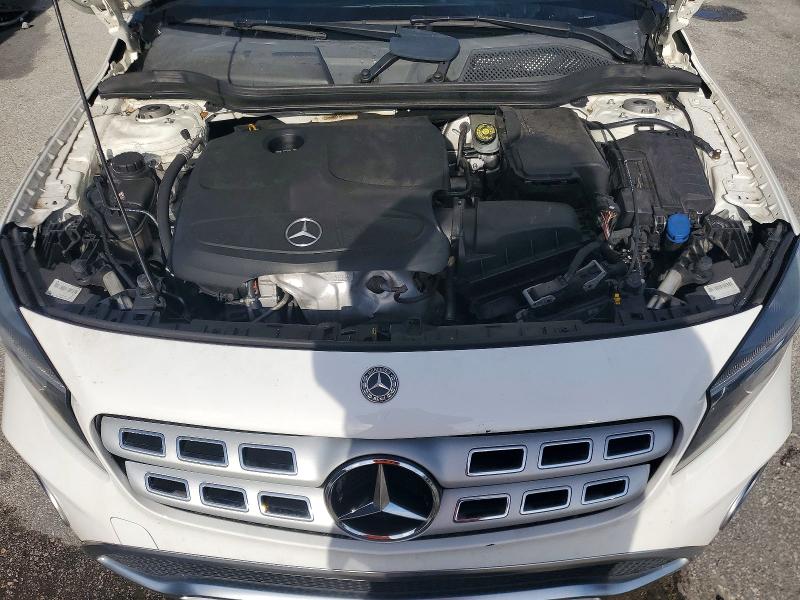 68133946 :رقم المزاد ، WDCTG4EB3JJ521469 vin ، 2018 Mercedes-benz Gla مزاد بيع