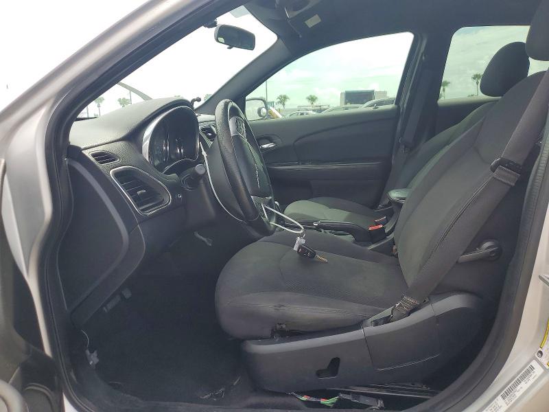69080166 :رقم المزاد ، 1C3CCBBB8CN299537 vin ، 2012 Chrysler 200 مزاد بيع