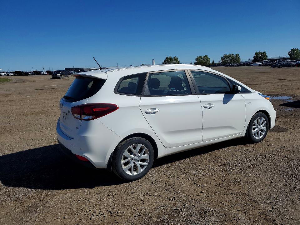 Продаж на аукціоні авто 2017 Kia Rondo, vin: KNAHT8A3XH7180329, номер лоту: 69527386