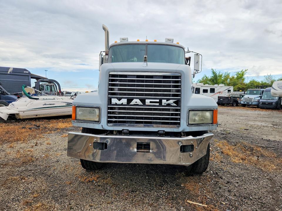 Aukcja sprzedaży 1999 Mack Cl713, vin: 1M2AD09C8XW009117, numer aukcji: 68747486
