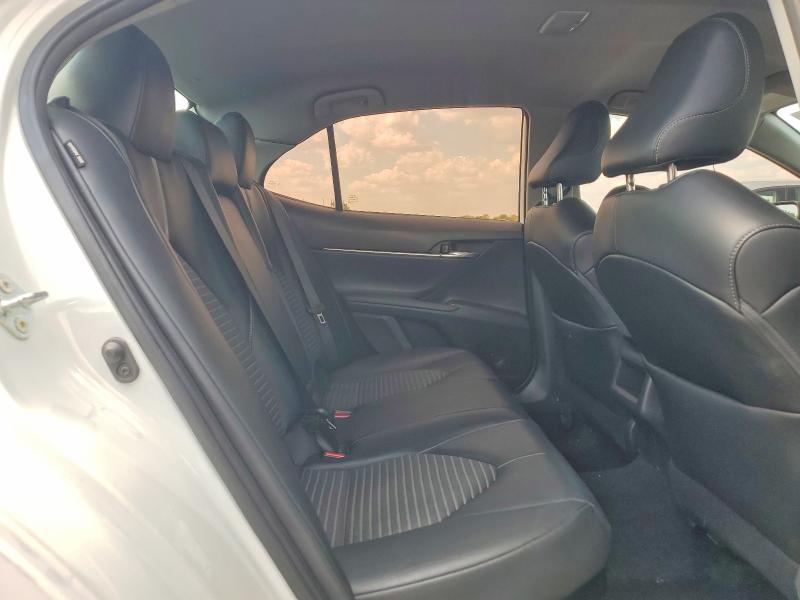 66861336 :رقم المزاد ، 4T1T31AK1NU035653 vin ، 2022 Toyota Camry Hybrid مزاد بيع