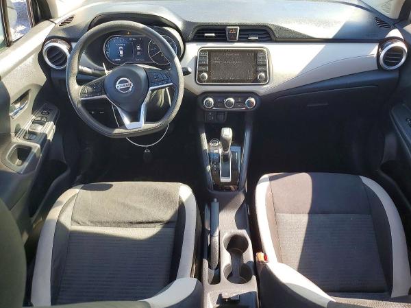 68446266 :رقم المزاد ، 3N1CN8EV6ML877279 vin ، 2021 Nissan Versa مزاد بيع
