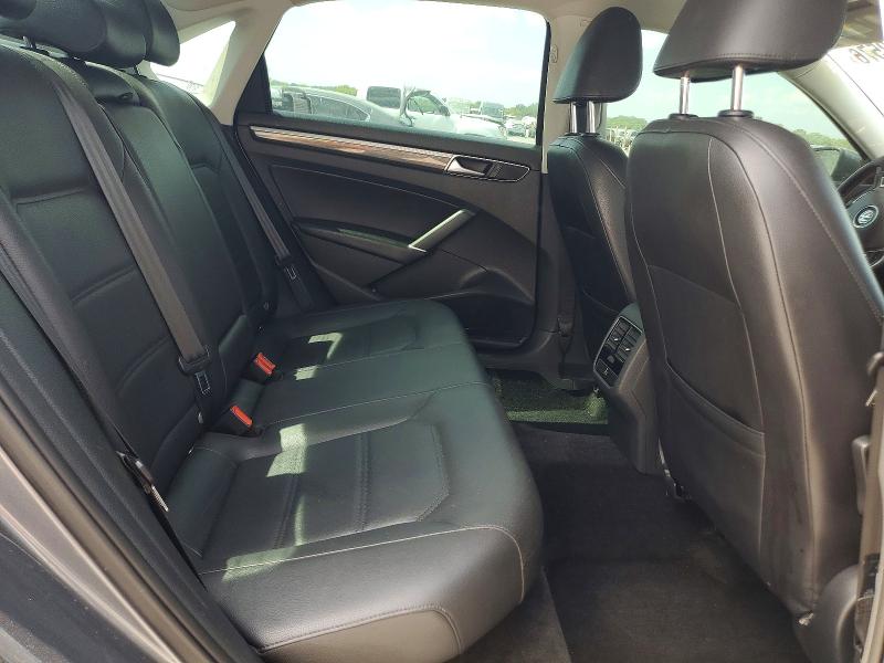 66952576 :رقم المزاد ، 1VWBS7A39GC055945 vin ، 2016 Volkswagen Passat مزاد بيع
