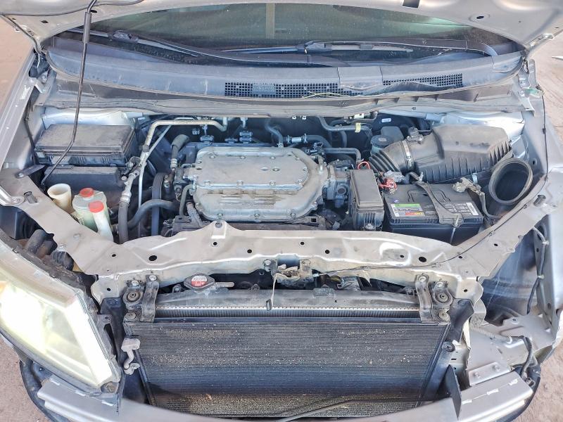 70638186 :رقم المزاد ، 5FNRL5H6XDB041540 vin ، 2013 Honda Odyssey مزاد بيع