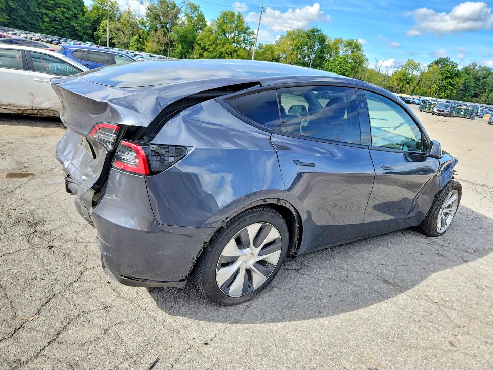 2023 Tesla Model Y მანქანა იყიდება აუქციონზე, vin: 7SAYGDEEXPA209302, აუქციონის ნომერი: 69898596