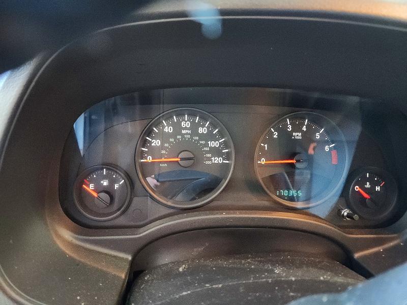 68296586 :رقم المزاد ، 1J4NF1FB8BD135784 vin ، 2011 Jeep Compass مزاد بيع
