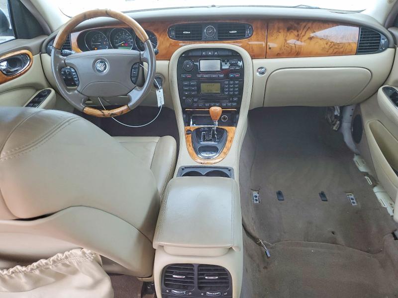 2006 Jaguar Xj8 მანქანა იყიდება აუქციონზე, vin: SAJWA71B86SH00348, აუქციონის ნომერი: 68160586
