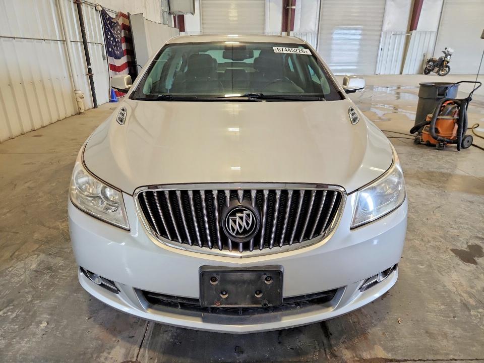 67445226 :رقم المزاد ، 1G4GC5E31DF151093 vin ، 2013 Buick Lacrosse مزاد بيع