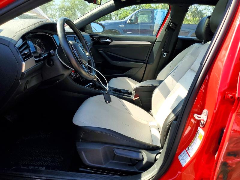 67966996 :رقم المزاد ، 3VWC57BU6KM195297 vin ، 2019 Volkswagen Jetta مزاد بيع