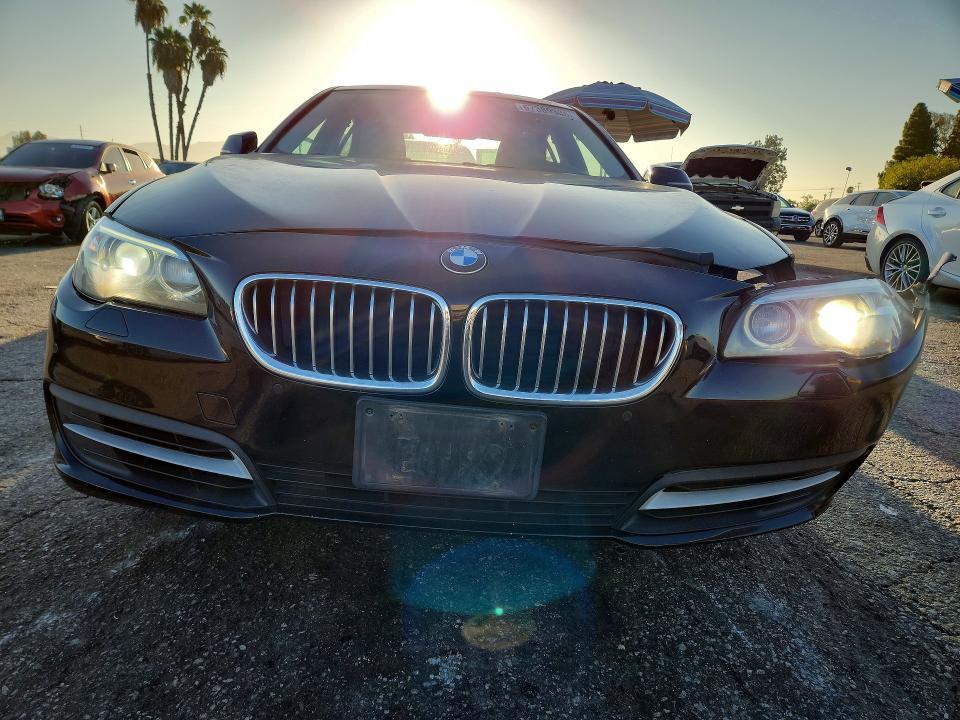 67389336 :رقم المزاد ، WBA5A5C54ED505561 vin ، 2014 Bmw 528i مزاد بيع