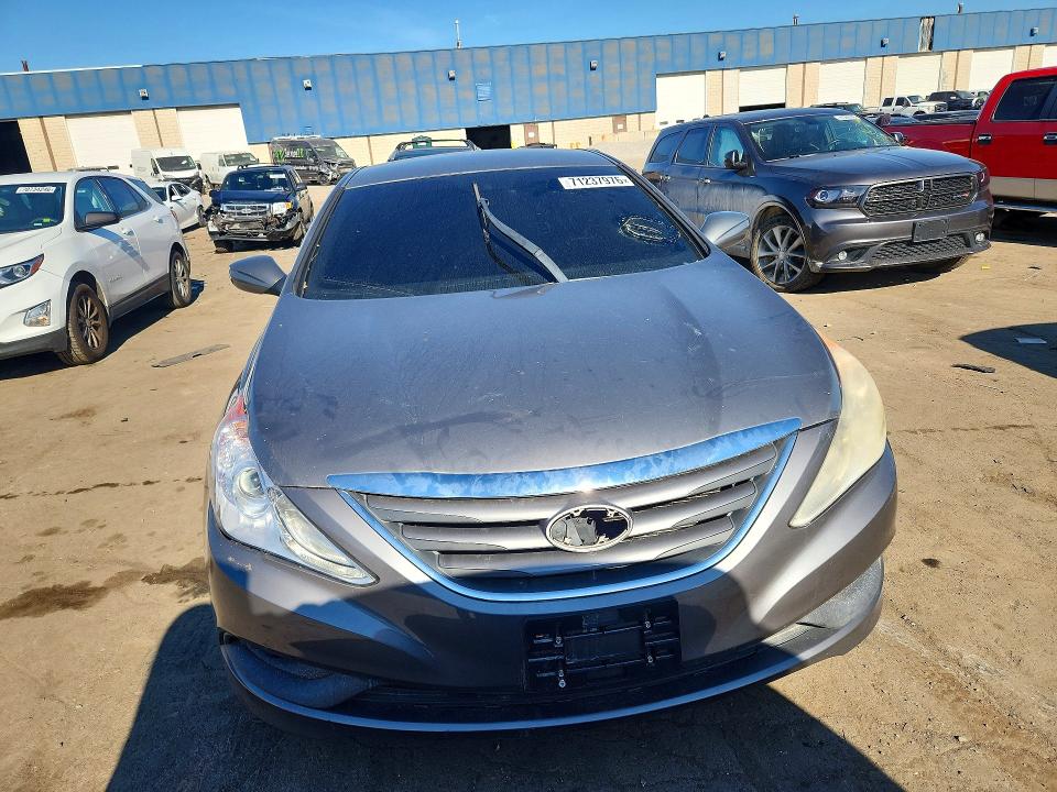 2014 Hyundai Sonata მანქანა იყიდება აუქციონზე, vin: 5NPEB4AC7EH919181, აუქციონის ნომერი: 71237976
