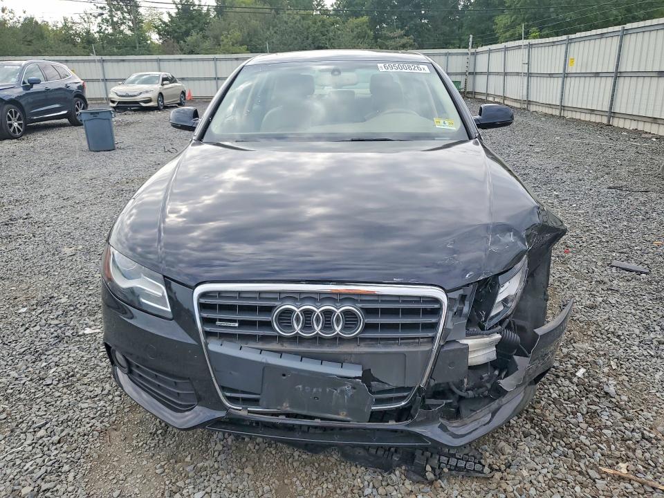 69500826 :رقم المزاد ، WAUFFAFL0BN033115 vin ، 2011 Audi A4 مزاد بيع