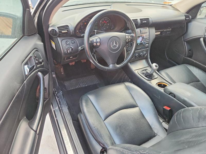 68194266 :رقم المزاد ، WDBRN40J05A650584 vin ، 2005 Mercedes-benz C مزاد بيع