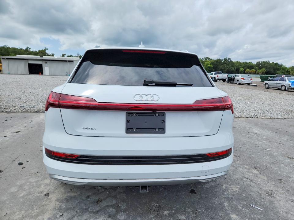 Продаж на аукціоні авто 2019 Audi E-tron, vin: WA1VABGE9KB019129, номер лоту: 67474686