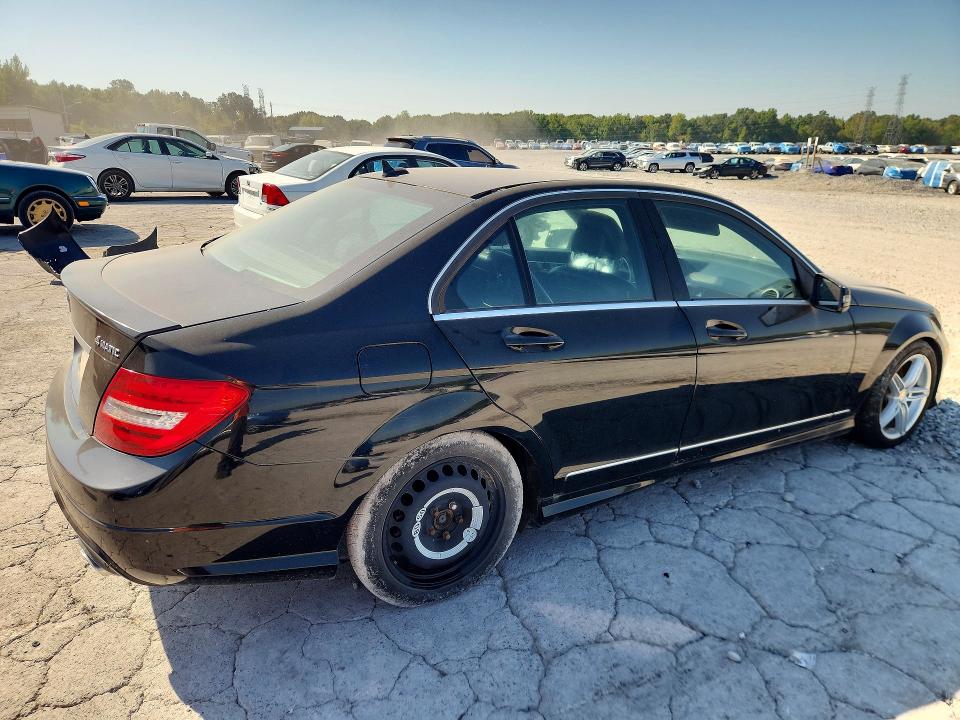 Продаж на аукціоні авто 2013 Mercedes-benz C, vin: WDDGF8AB2DA766992, номер лоту: 67479426