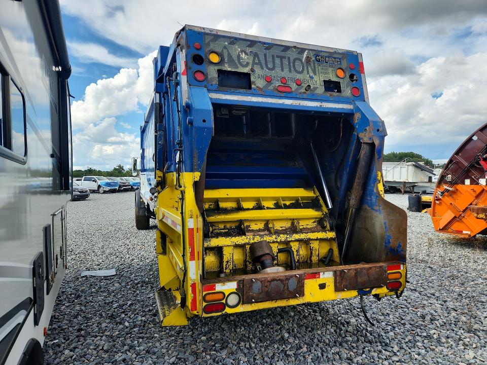 69219426 :رقم المزاد ، 1M2AV02CXAM005600 vin ، 2010 Mack Mru600 مزاد بيع