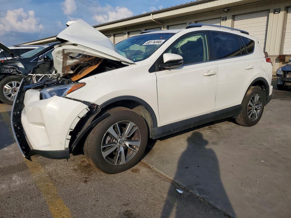 Продаж на аукціоні авто 2018 Toyota Rav4, vin: JTMWFREV1JJ198889, номер лоту: 68176366