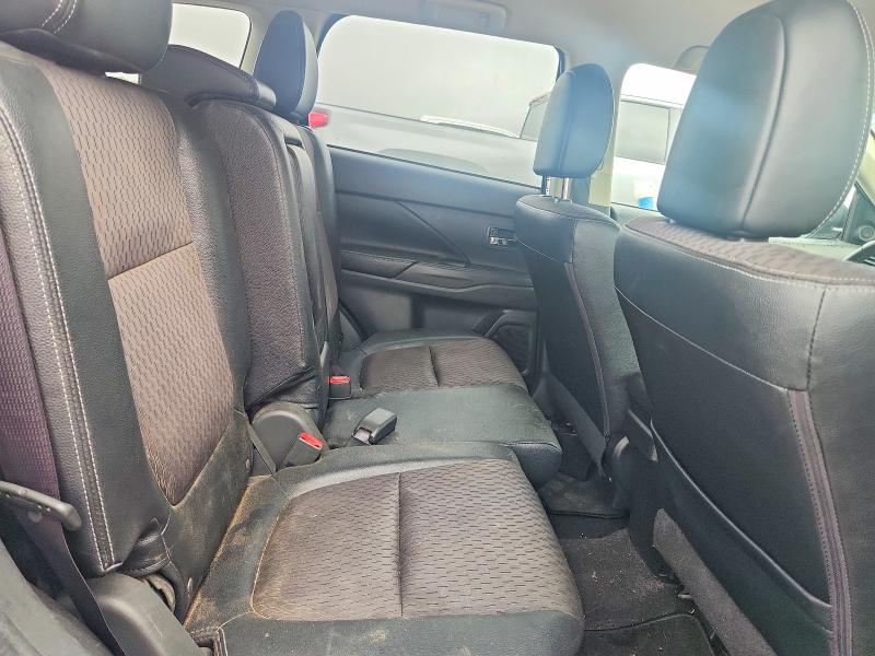 Продаж на аукціоні авто 2015 Mitsubishi Outlander, vin: JA4AZ3A30FZ010501, номер лоту: 69513466