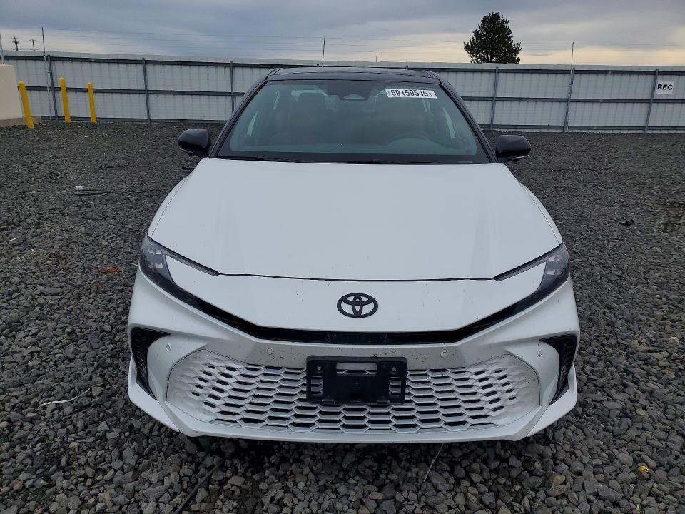 69159546 :رقم المزاد ، 4T1DBADK1TU054364 vin ، 2026 Toyota Camry مزاد بيع