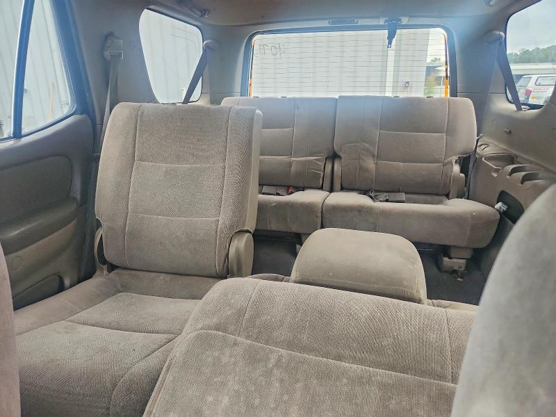 70204886 :رقم المزاد ، 5TDZT34A94S207881 vin ، 2004 Toyota Sequoia مزاد بيع