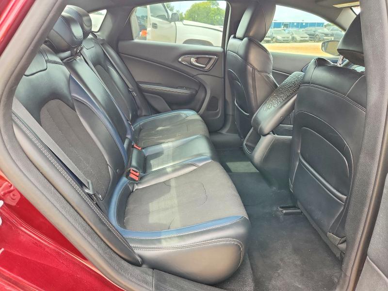 Продаж на аукціоні авто 2015 Chrysler 200, vin: 1C3CCCBB7FN613091, номер лоту: 68026016