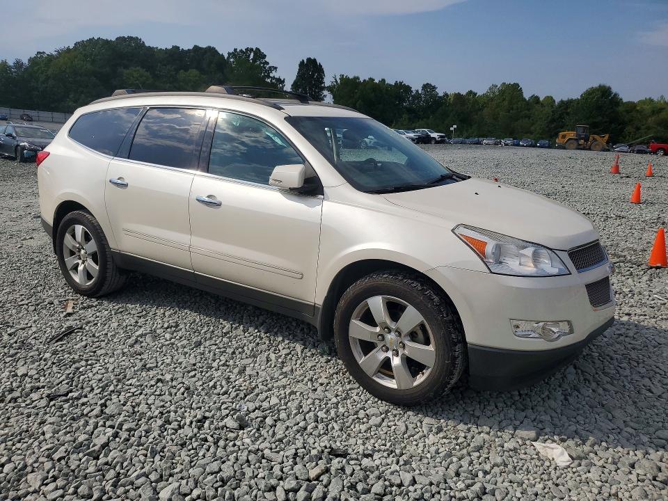 69817146 :رقم المزاد ، 1GNKRLED7CJ104289 vin ، 2012 Chevrolet Traverse مزاد بيع