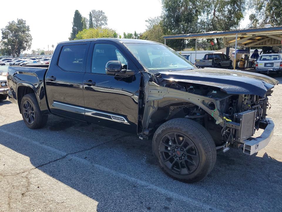Продажа на аукционе авто 2025 Toyota Tundra, vin: 5TFWA5DB3SX257499, номер лота: 69621156