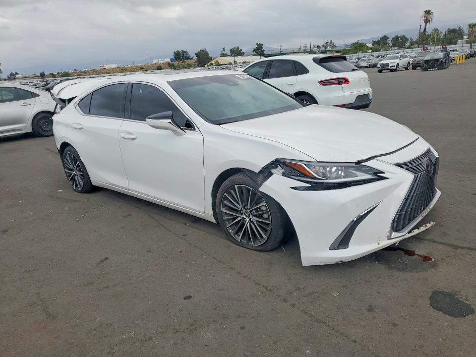 69438226 :رقم المزاد ، 58ADA1C13SU067264 vin ، 2025 Lexus Es 300h مزاد بيع