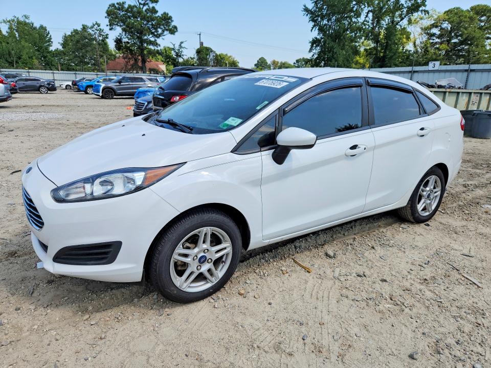 67076926 :رقم المزاد ، 3FADP4BJXKM101059 vin ، 2019 Ford Fiesta مزاد بيع