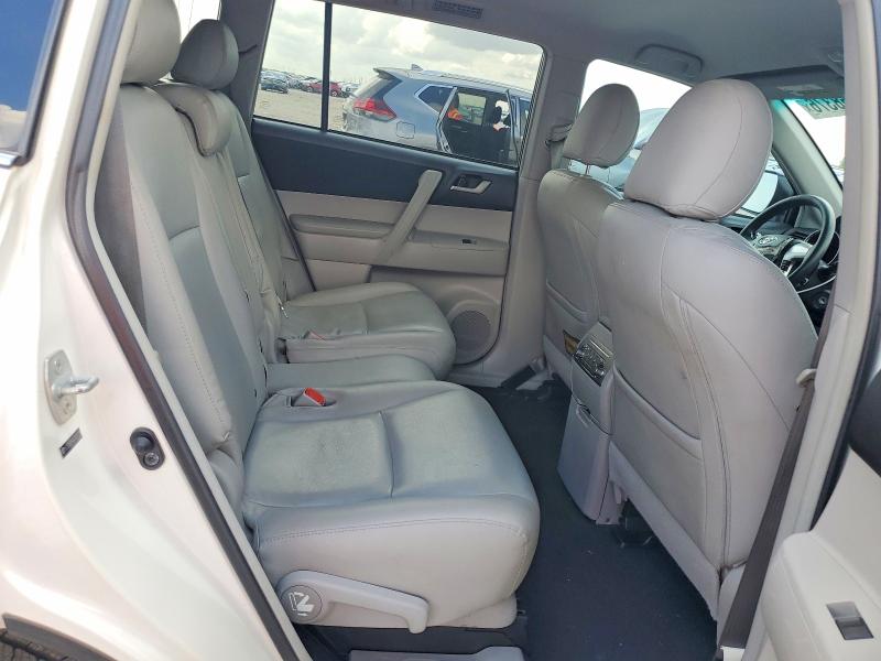 68168376 :رقم المزاد ، 5TDZK3EH4CS057739 vin ، 2012 Toyota Highlander مزاد بيع