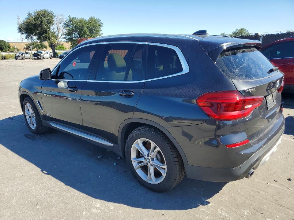 70670116 :رقم المزاد ، 5UXTR9C59JLD65003 vin ، 2018 Bmw X3 مزاد بيع