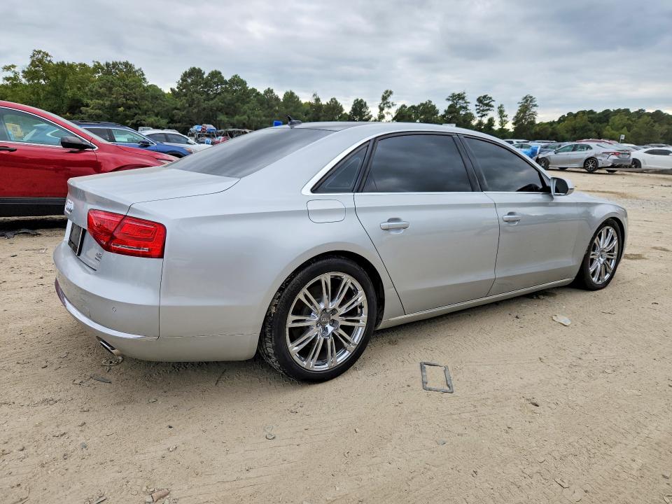 70766446 :رقم المزاد ، WAURVAFD9CN006120 vin ، 2012 Audi A8 مزاد بيع