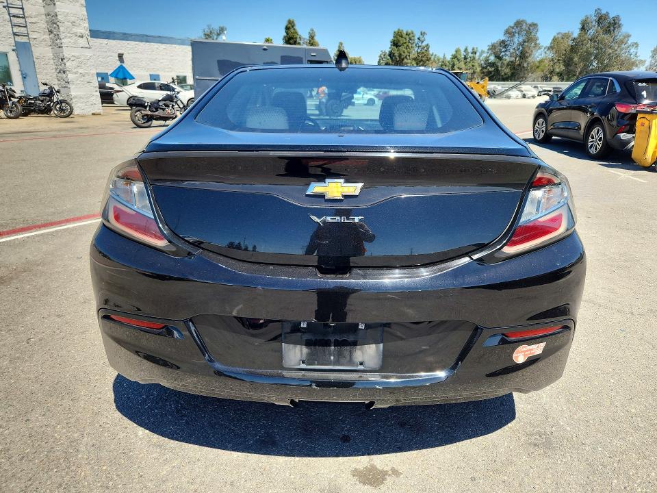 67280036 :رقم المزاد ، 1G1RC6S50JU150803 vin ، 2018 Chevrolet Volt مزاد بيع