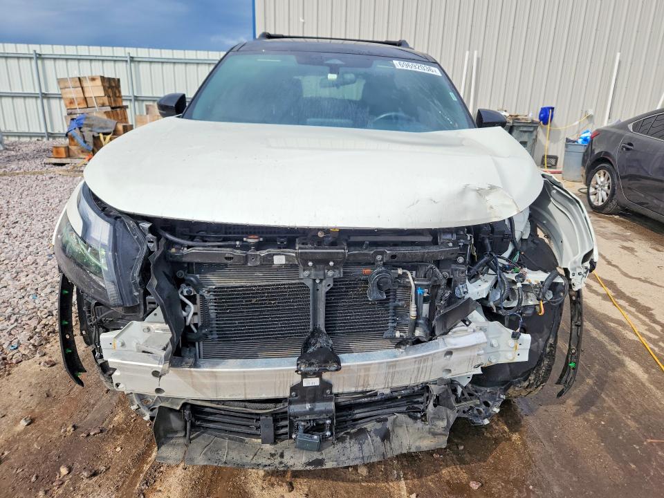 69692036 :رقم المزاد ، 5N1DR3BD5PC273223 vin ، 2023 Nissan Pathfinder مزاد بيع
